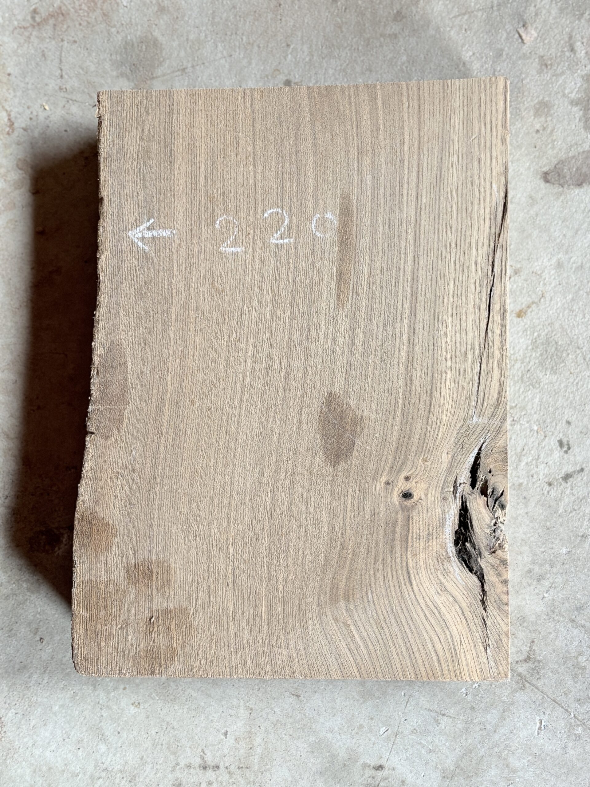 神代けやき 材木 木目の写真｜どんぐり坊や くだらない道具屋