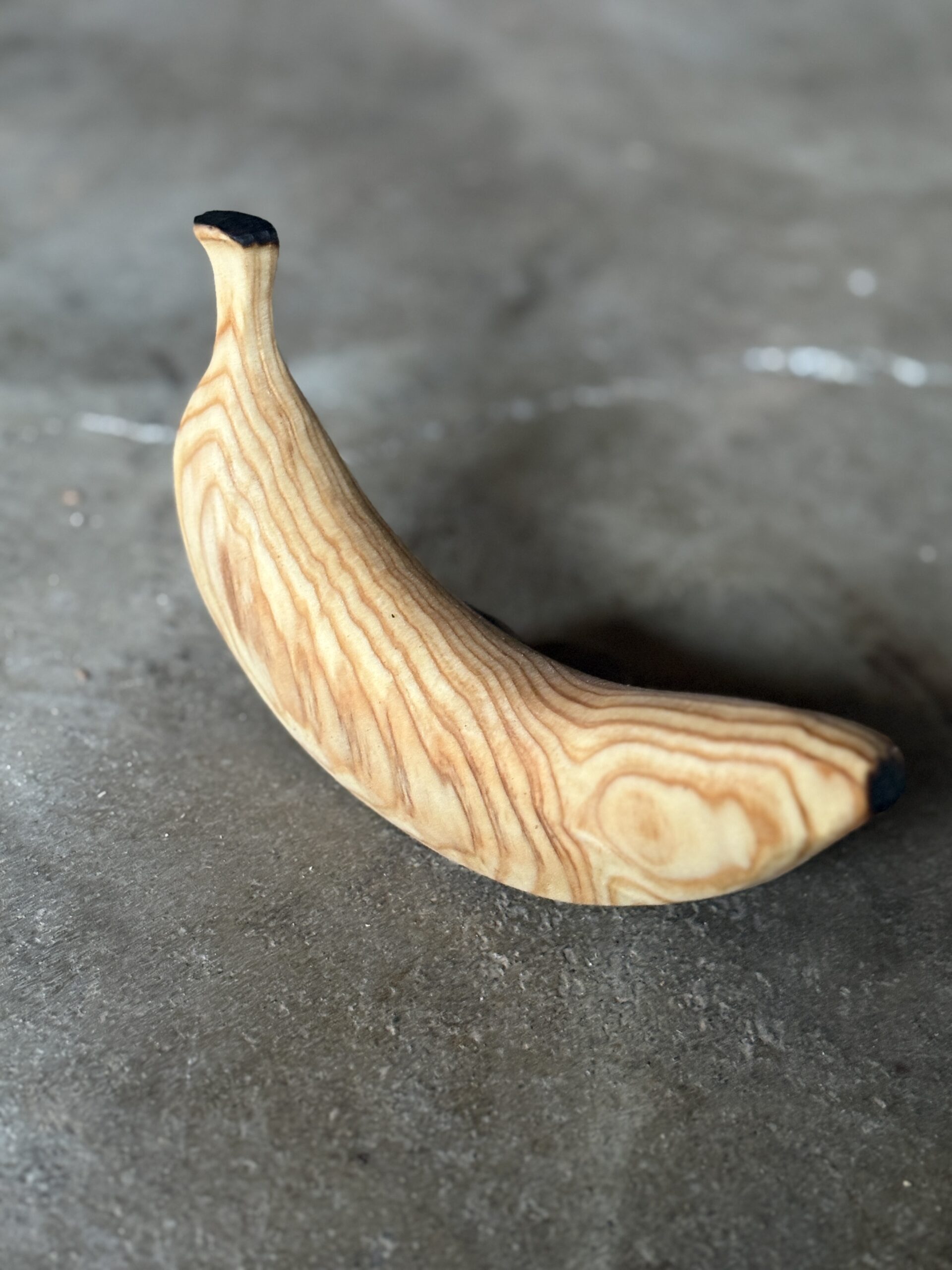 クロマツのバナナ 木工作品 くだらない道具屋 どんぐりぼうや