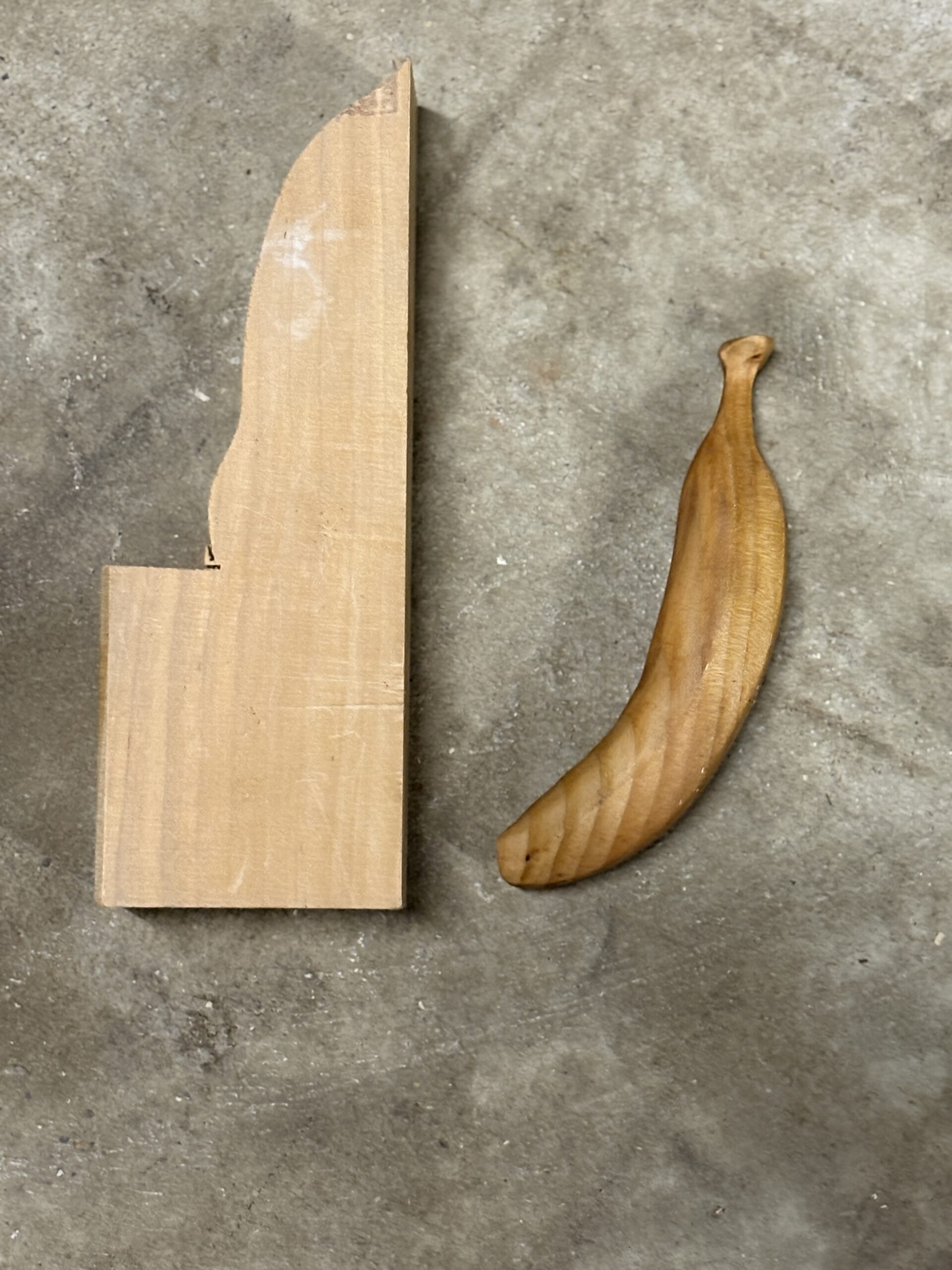 ヒマラヤスギ　おれのバナナ 別角度 塗装前｜どんぐりぼうや くだらない道具屋