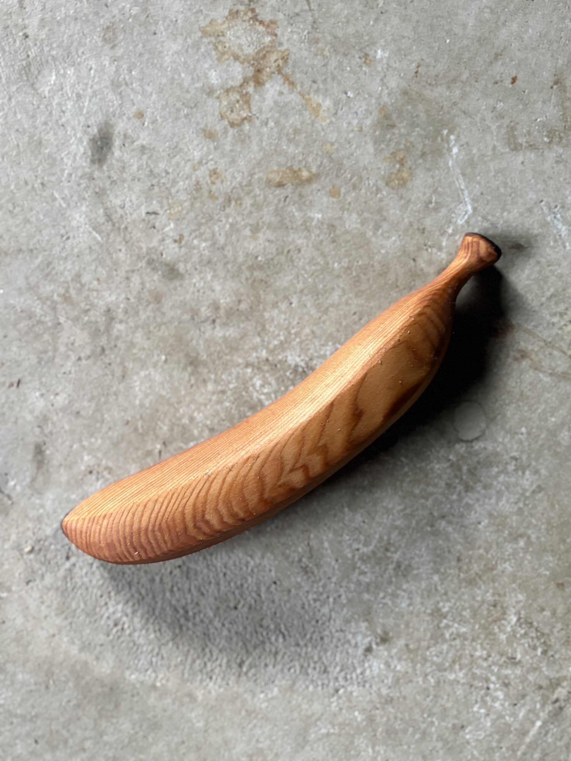 ネズコ おれのバナナ 塗装前｜どんぐりぼうや くだらない道具屋