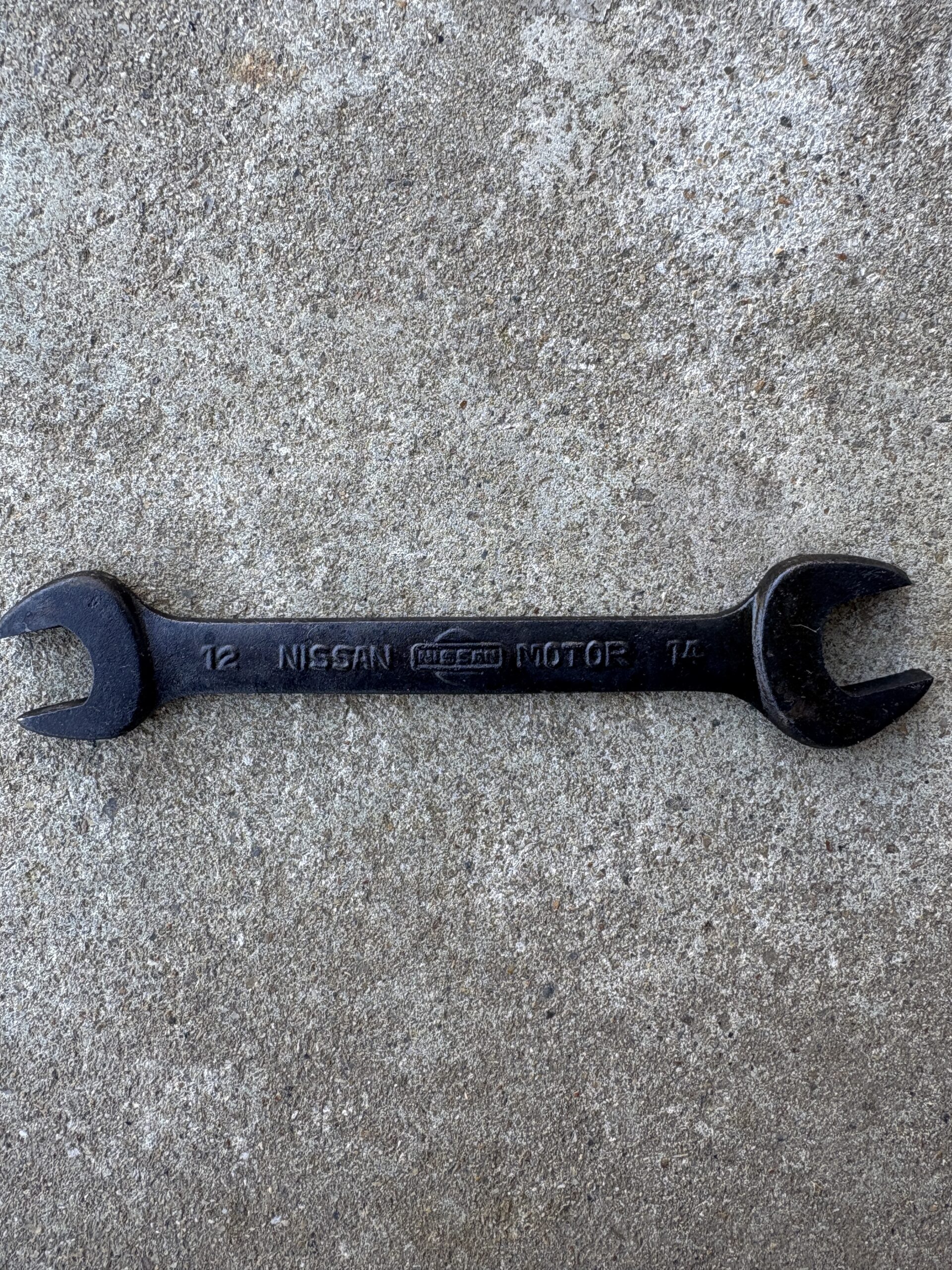 ニッサンレンチ No.3 表面のキズと質感のよりアップ