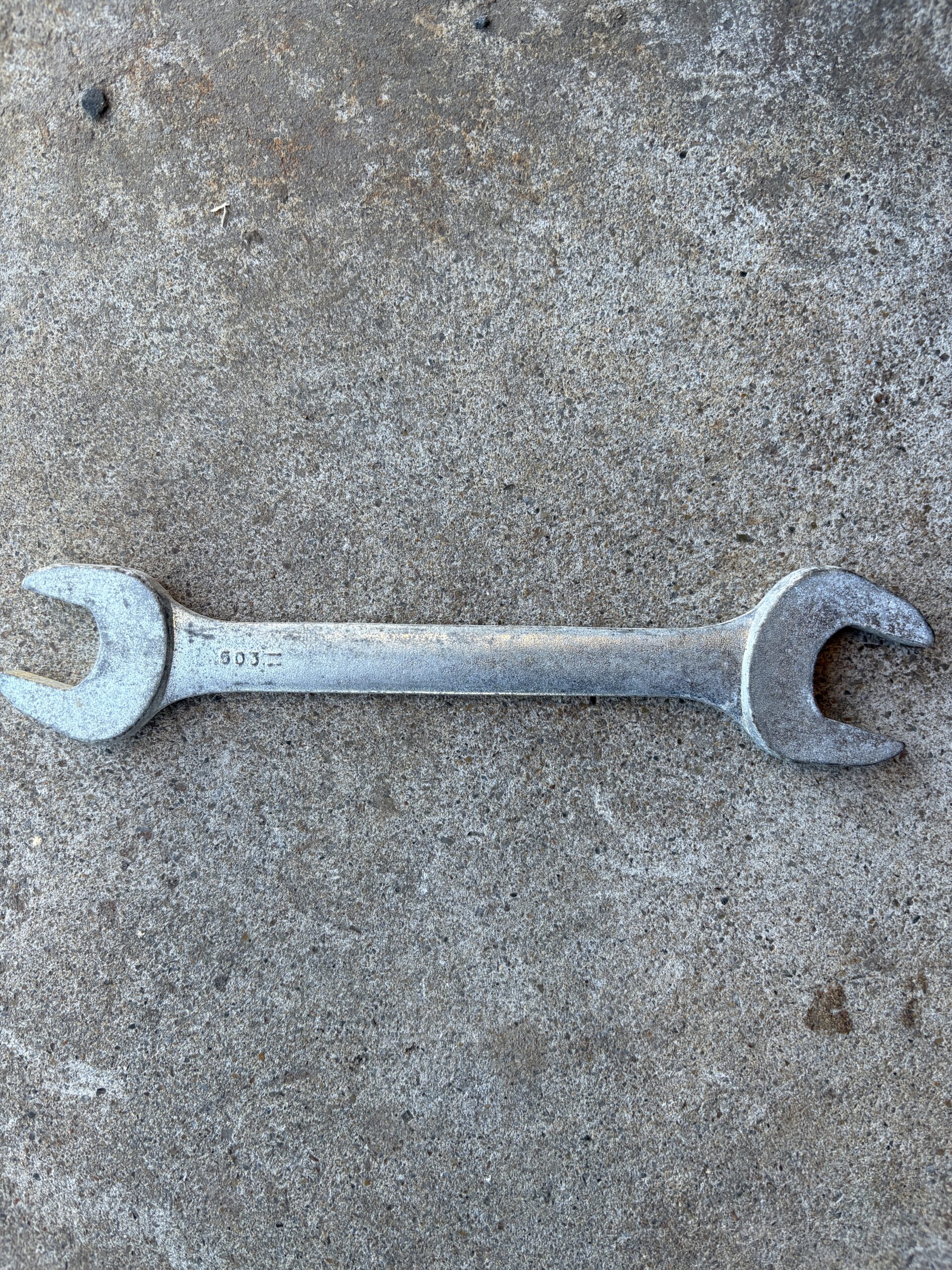 ニッサンレンチ No.4 全体 斜めから見たようす