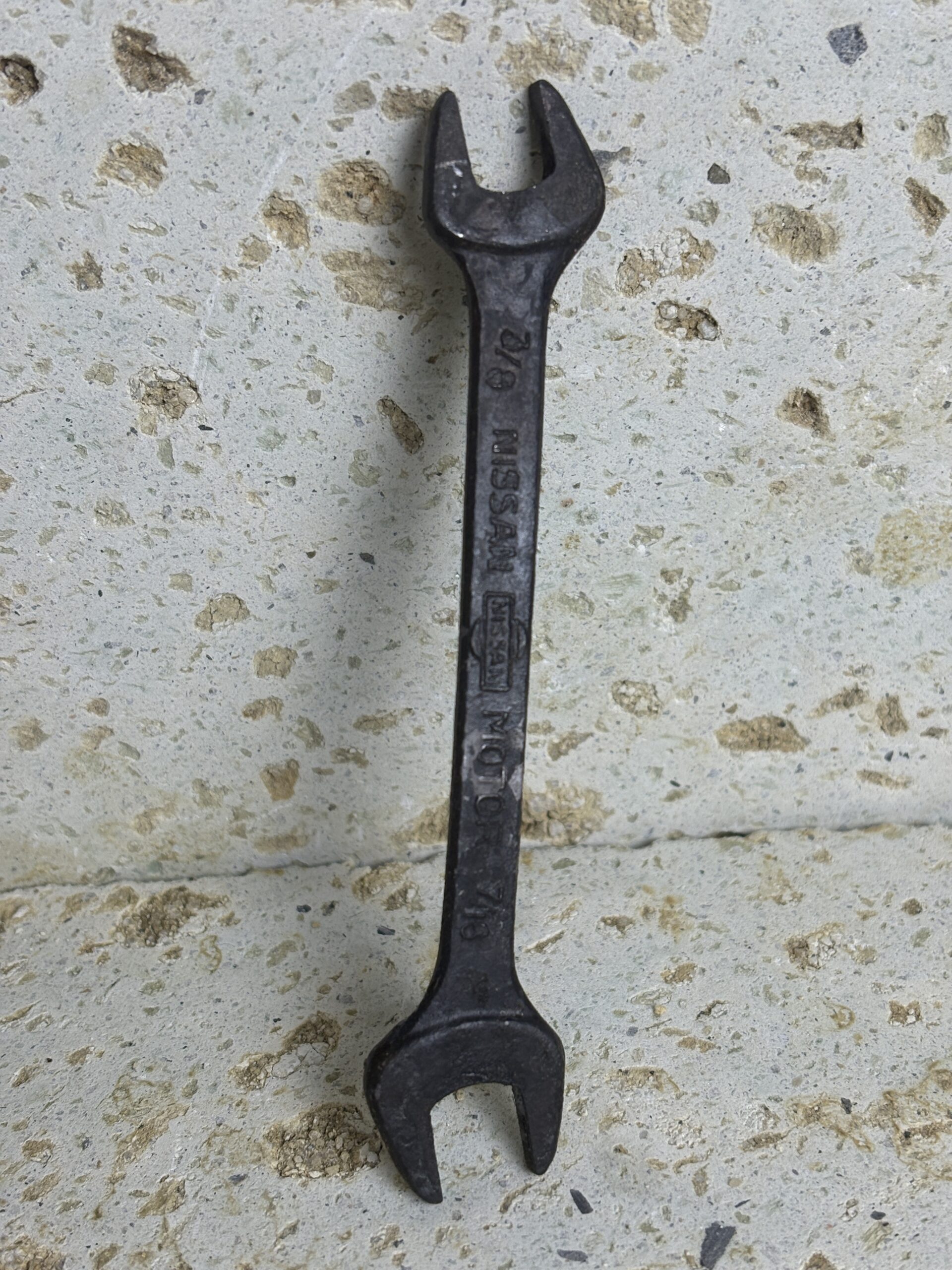 ニッサンレンチ No.1 全体 斜めアングル