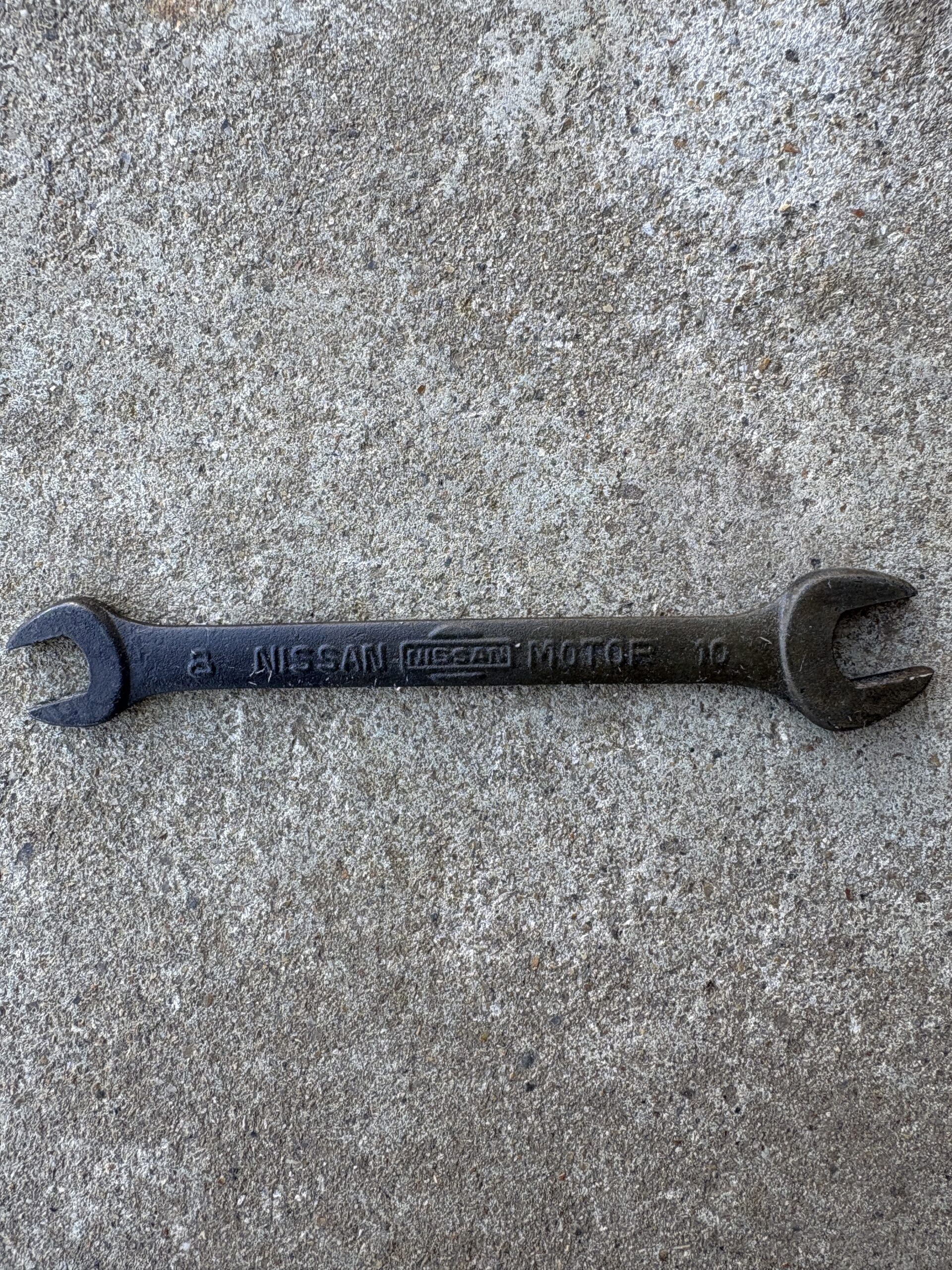 ニッサンレンチ No.2 口部分の摩耗とエッジの形